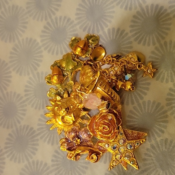 Kirks folly vintage pin - Picture 1 of 3